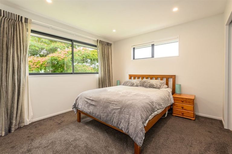 Photo of property in 86 Avondale Road, Avondale, Christchurch, 8061