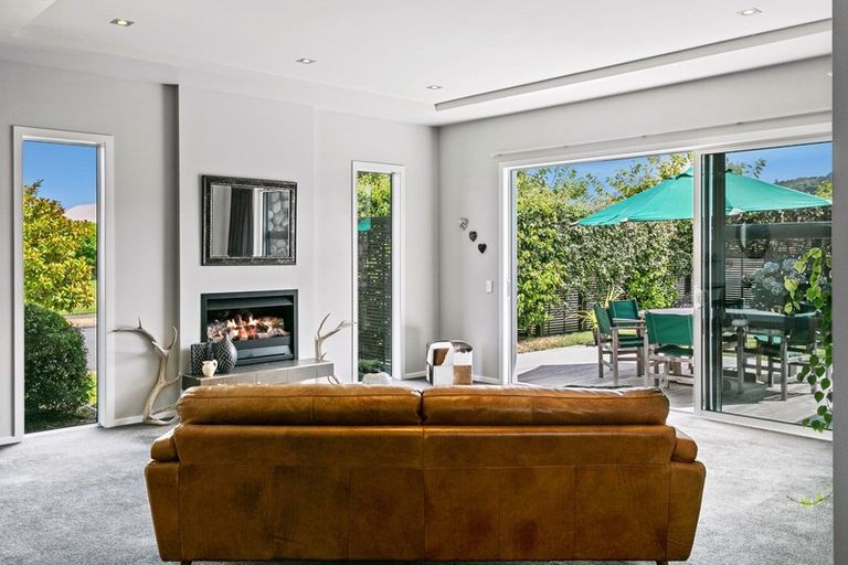 Photo of property in 2 The Pheasant Tail, Nukuhau, Taupo, 3330