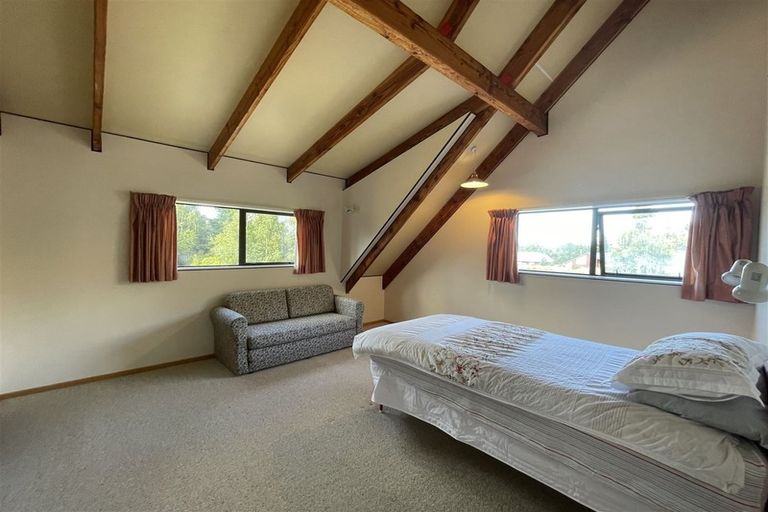 Photo of property in 10 Torlesse Place, Castle Hill, Springfield, 7580