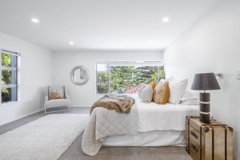 Photo of property in 10a Waterloo Road, Milford, Auckland, 0620