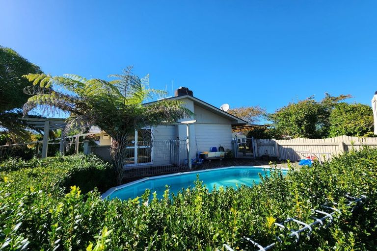 Photo of property in 115 Ross Street, Pirongia, 3802