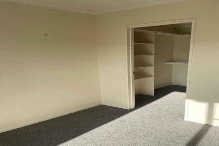 Photo of property in 12 Gandalf Crescent, Paraparaumu, 5032