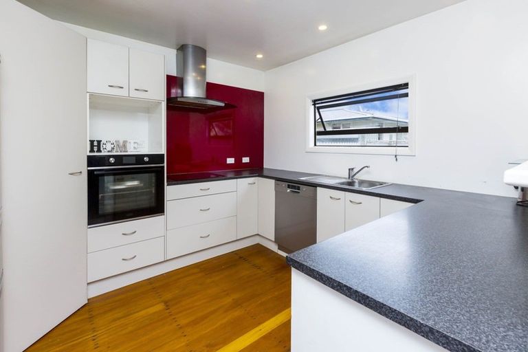 Photo of property in 40a Ebdentown Street, Ebdentown, Upper Hutt, 5018