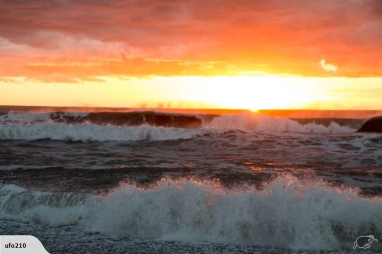 Photo of property in 8-10 Pamela Terrace, Paroa, Greymouth, 7805