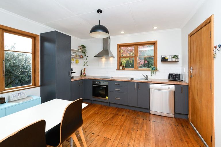 Photo of property in 40 Seaforth Avenue, Milson, Palmerston North, 4414