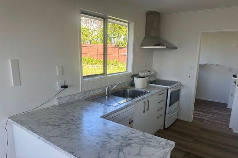 Photo of property in 89 Langana Avenue, Browns Bay, Auckland, 0630