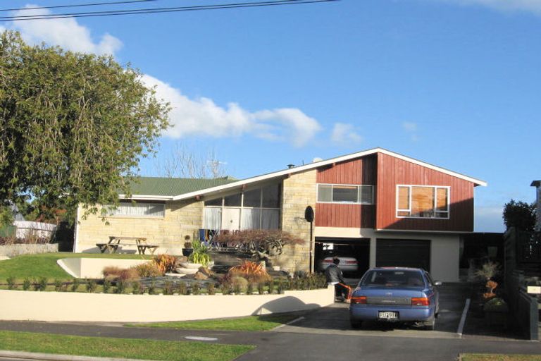 Photo of property in 39 Balfour Crescent, Riverlea, Hamilton, 3216
