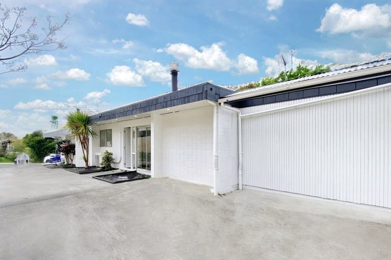 Photo of property in 2/8 Wilbur Place, Pakuranga Heights, Auckland, 2010