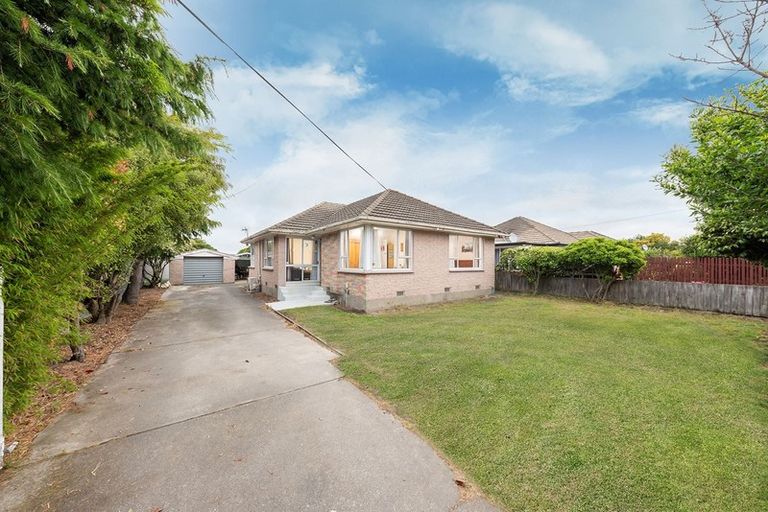 Photo of property in 84 Rowses Road, Aranui, Christchurch, 8061