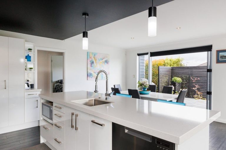 Photo of property in 59 Liberty Grove, Kelvin Grove, Palmerston North, 4414