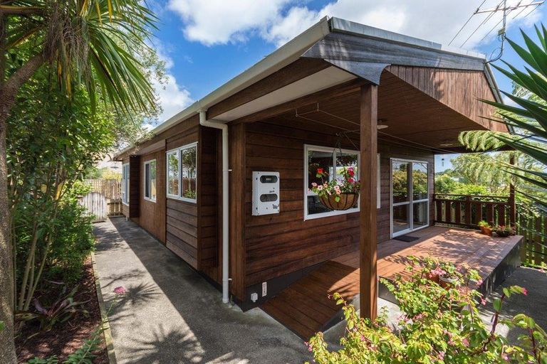 Photo of property in 10b Carlton Road, Pukekohe, 2120