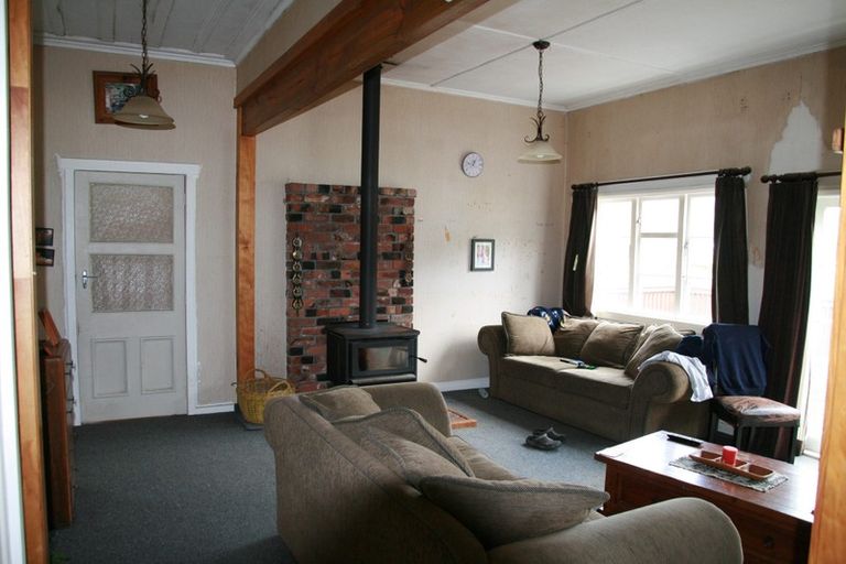 Photo of property in 27 Tupoki Road, Uruti, Urenui, 4378