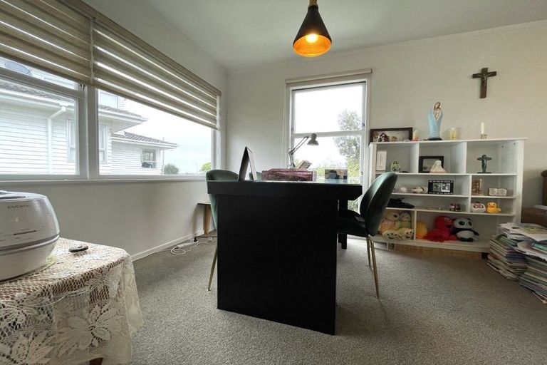 Photo of property in 334 Bucklands Beach Road, Bucklands Beach, Auckland, 2012