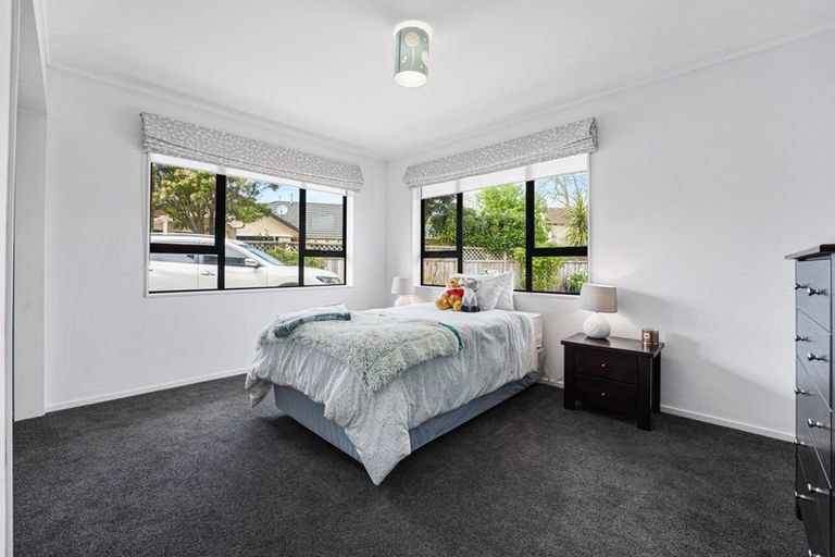 Photo of property in 21a Kinross Drive, Merrilands, New Plymouth, 4312