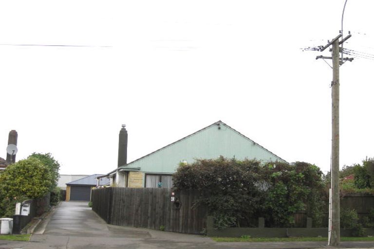 Photo of property in 2/45 Northcote Road, Northcote, Christchurch, 8052