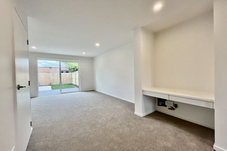 Photo of property in 2/115 Poulson Street, Addington, Christchurch, 8024