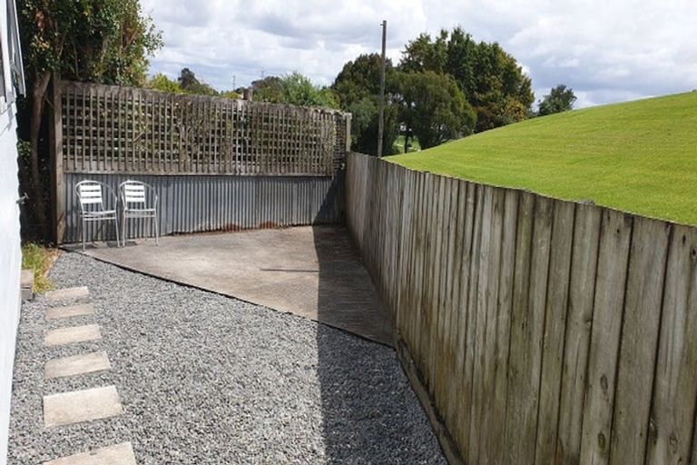Photo of property in 47 Cardiff Road, Pakuranga, Auckland, 2010
