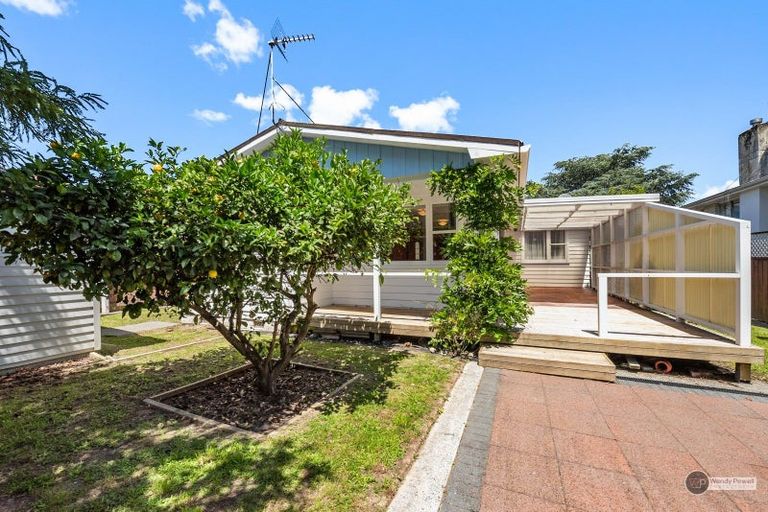 Photo of property in 59 California Drive, Totara Park, Upper Hutt, 5018