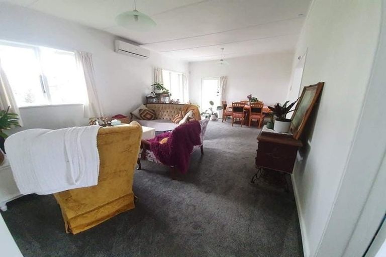 Photo of property in 1/59 Woodside Road, Massey, Auckland, 0614