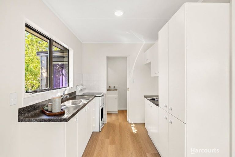 Photo of property in 91 Simpson Road, Ranui, Auckland, 0612