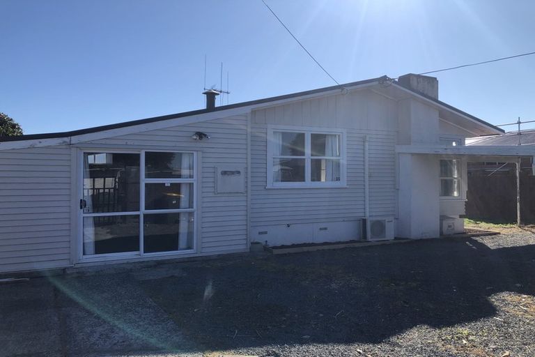 Photo of property in 24 Yvonne Street, Melville, Hamilton, 3206