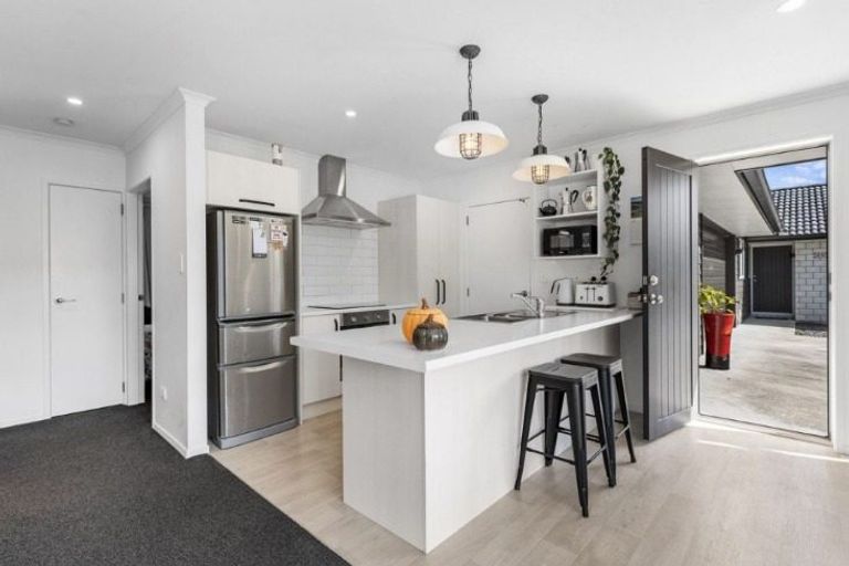 Photo of property in 24 Benmore Crescent, Pyes Pa, Tauranga, 3112