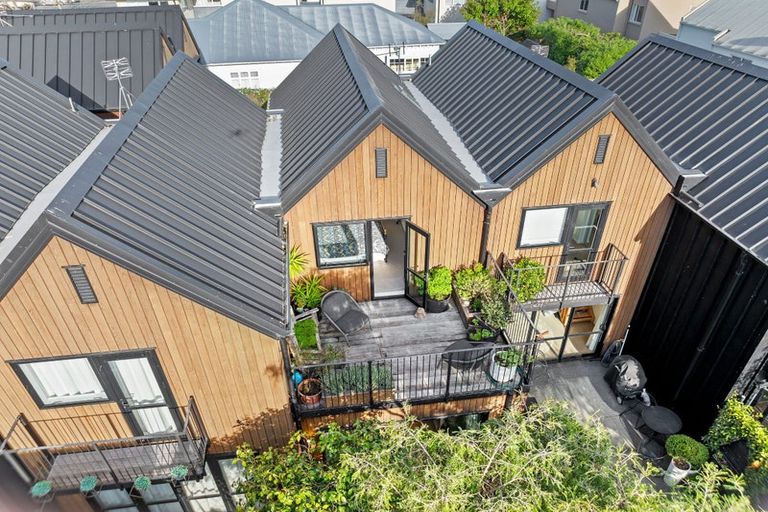 Photo of property in 15b Cheltenham Street, Merivale, Christchurch, 8014