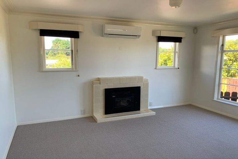 Photo of property in 52 Poplar Avenue, Raumati South, Paraparaumu, 5032