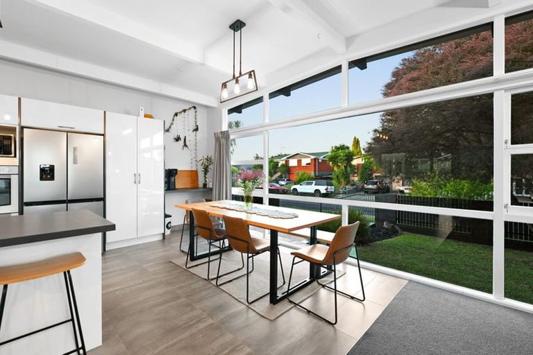 Photo of property in 11 Hillary Street, Chedworth, Hamilton, 3210