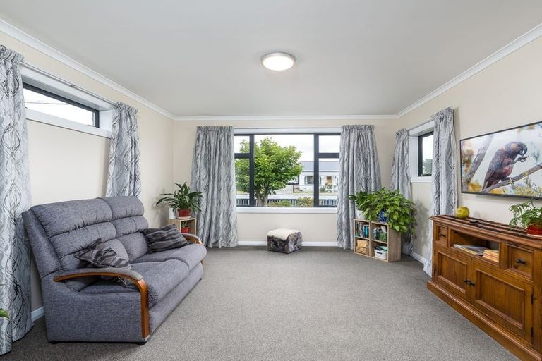 Photo of property in 3 Holmes Street, Waimate, 7924