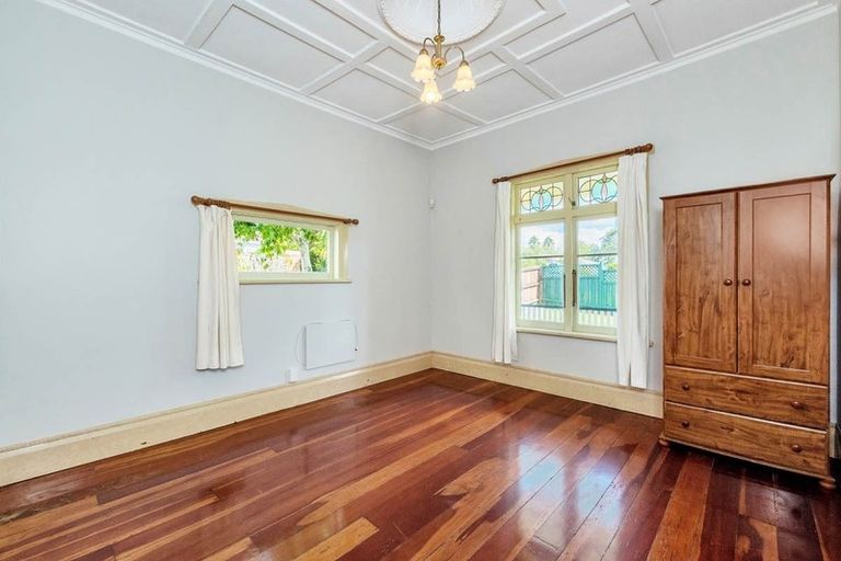 Photo of property in 1/4 Wood Street, Papakura, 2110