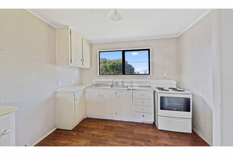 Photo of property in 1/41 Taitimu Drive, Weymouth, Auckland, 2103