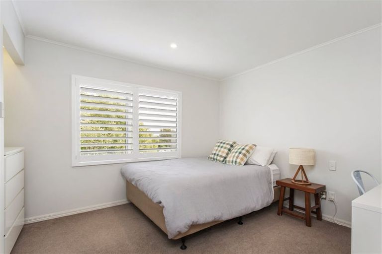 Photo of property in 4 Lady Polson Lane, Cashmere, Christchurch, 8022