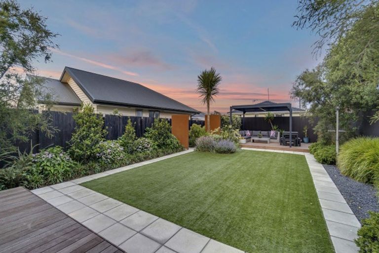 Photo of property in 372 Bower Avenue, North New Brighton, Christchurch, 8083