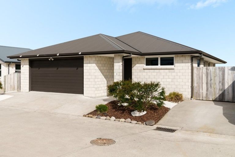 Photo of property in 8 Westhill Lane, Papamoa Beach, Papamoa, 3118