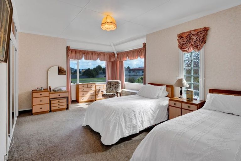 Photo of property in 74 South Road, Manaia, 4612