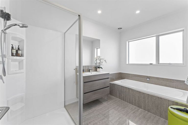 Photo of property in 2 Beachvale Drive, Kaiapoi, 7630