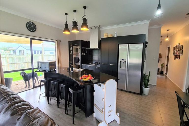 Photo of property in 181a Tasman Street, Opunake, 4616