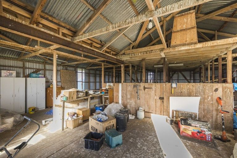 Photo of property in 106 Cemetery Road, Sanson, Palmerston North, 4479