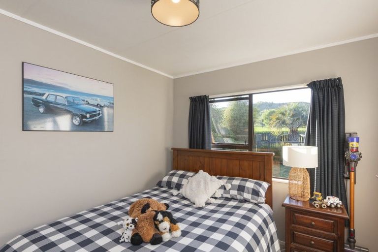 Photo of property in 749 Kanakanaia Road, Te Karaka, 4091