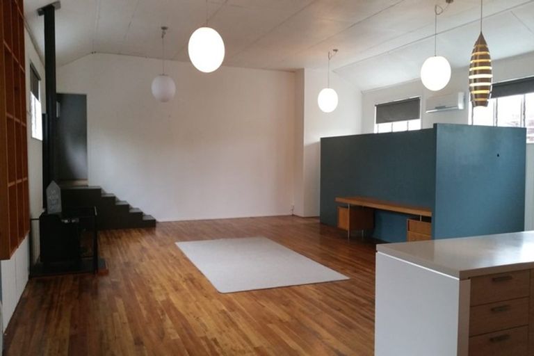 Photo of property in 2 Church Street, Swanson, Auckland, 0612