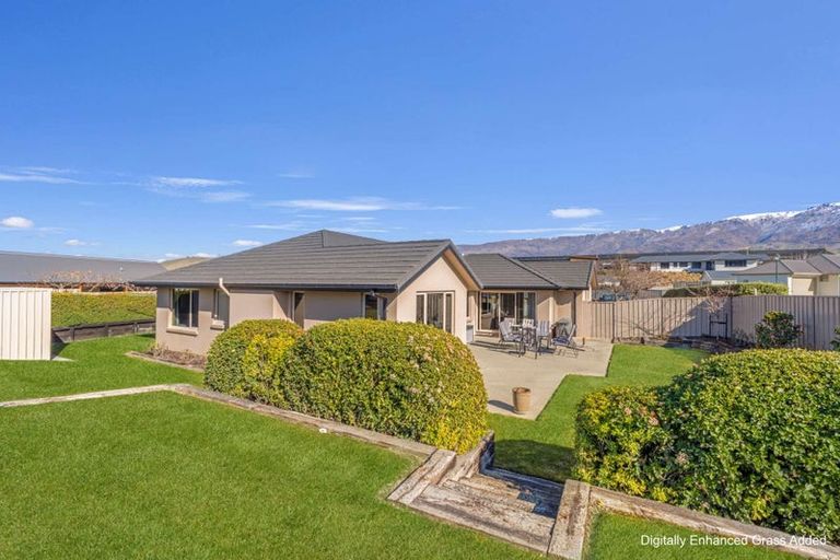 Photo of property in 30 Missy Crescent, Mount Pisa, Cromwell, 9383