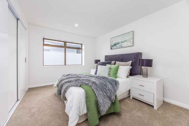 Photo of property in 2a Hoskins Avenue, Hillsborough, Auckland, 1042