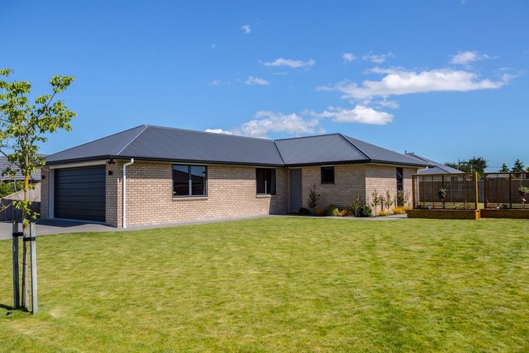 Photo of property in 13 Stoneleigh Drive, Solway, Masterton, 5810