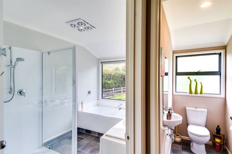 Photo of property in 813 Seafield Road, Puketapu, Napier, 4182