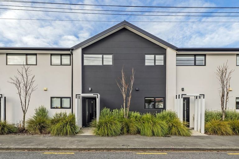 Photo of property in 5 Bings Lane, Richmond, Christchurch, 8013