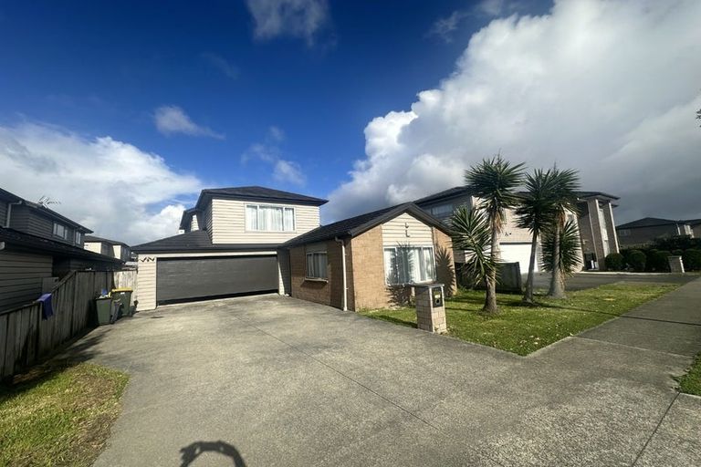 Photo of property in 41 Kerrykeel Drive, Flat Bush, Auckland, 2019
