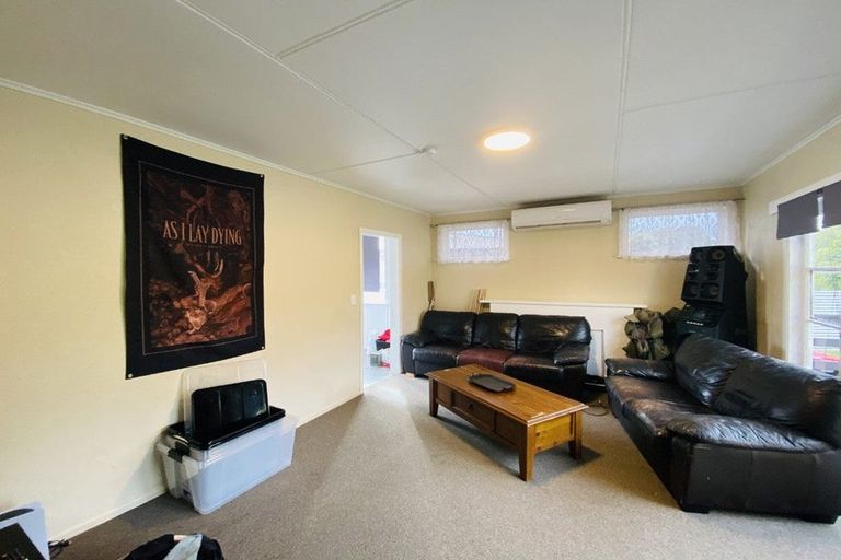 Photo of property in 11 River Road, Masterton, 5810