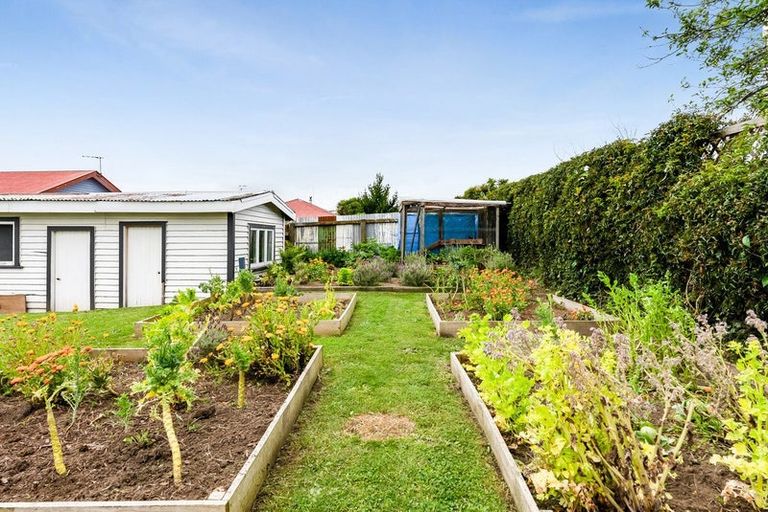 Photo of property in 15 Campbell Street, Hawera, 4610