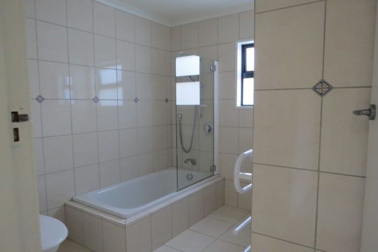 Photo of property in 386 Trafalgar Street, Nelson, 7010